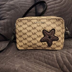 Michael Kors Starfish Crossbody Bag
